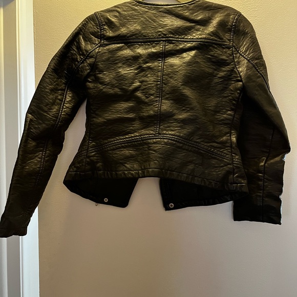 New Look Black Leather Motorcycle Jacket - Picture 7 of 11